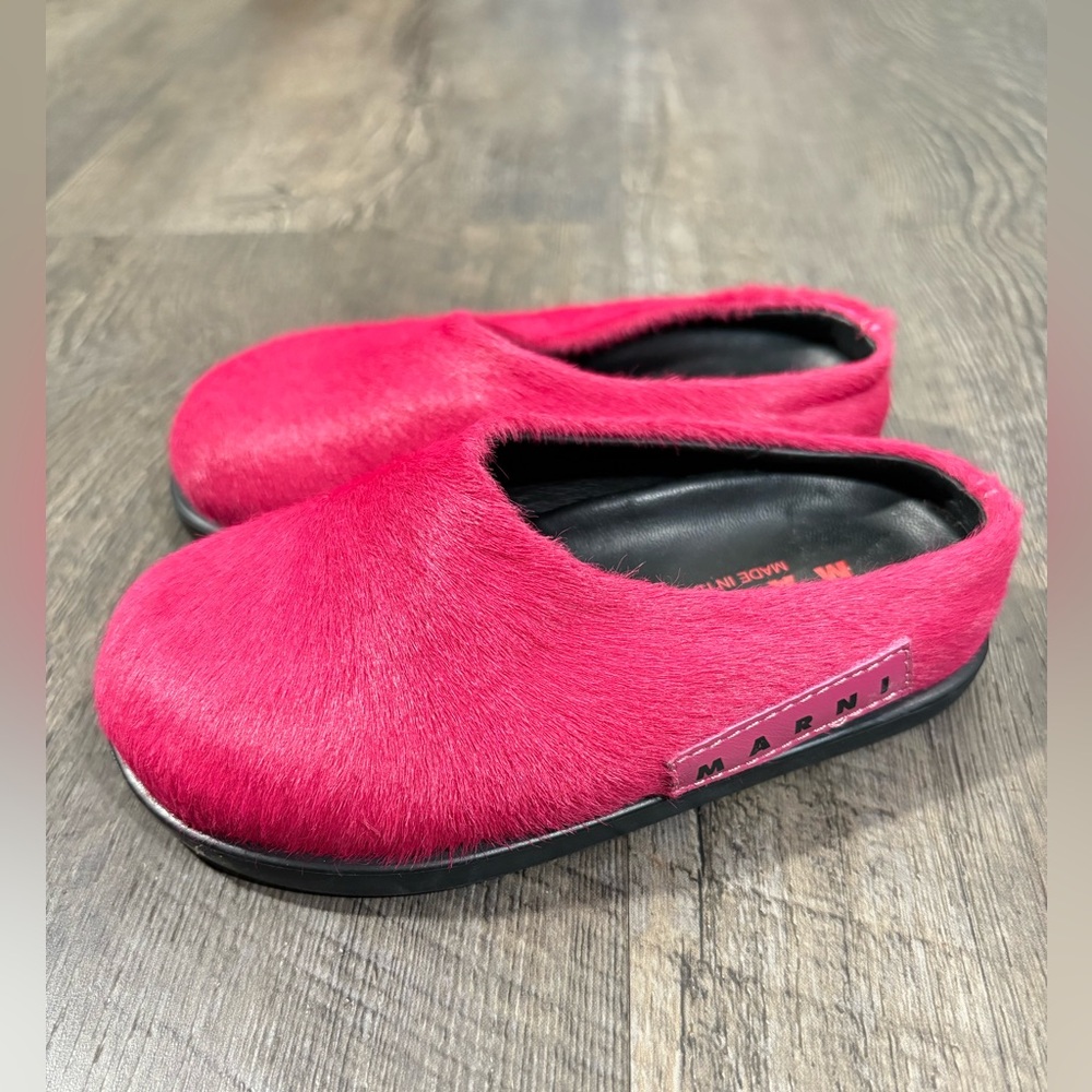 Marni Kids Bright Pink Furry Slip-On Slippers